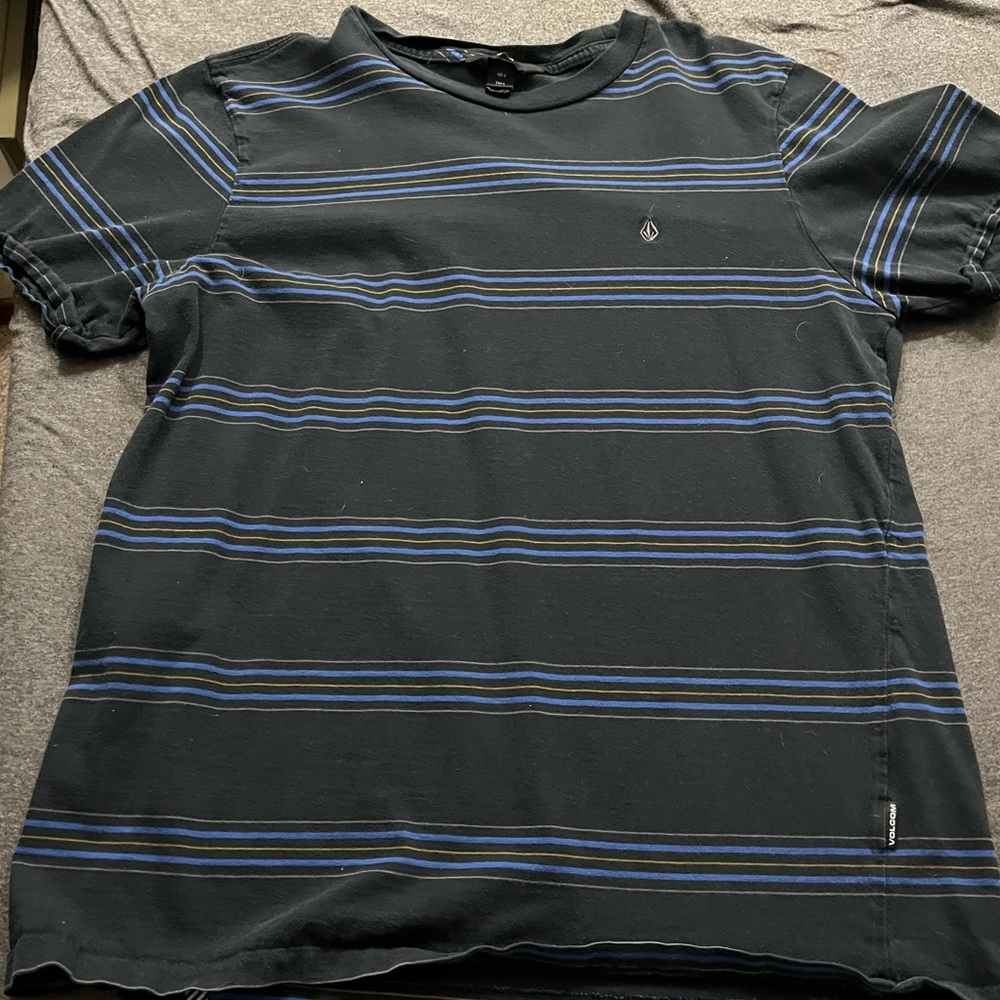 Volcom striped t shirt